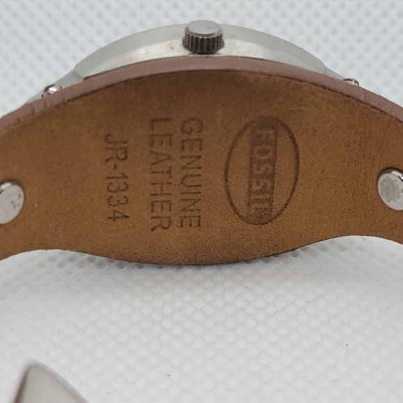 FOSSIL Women's Watch - Picture 7 of 12